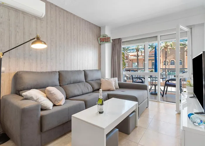 Beachfront Apartment *