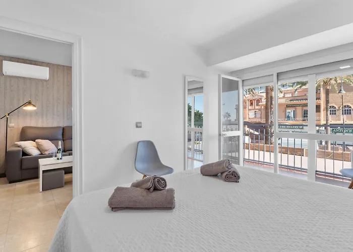 Beachfront Apartment Benalmádena